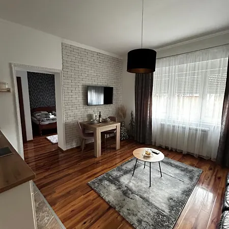 Διαμέρισμα Alma Mons