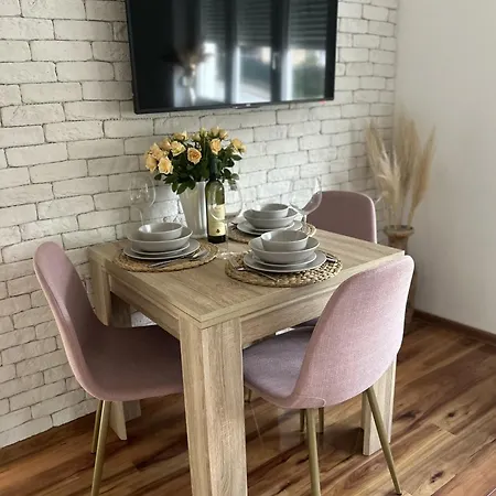 Διαμέρισμα Alma Mons