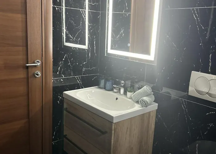 アパート Alma Mons *